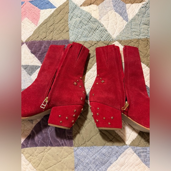 Matisse Limited Edition Caty Star Studded Red Suede Boots: Size 8 - Picture 12 of 13